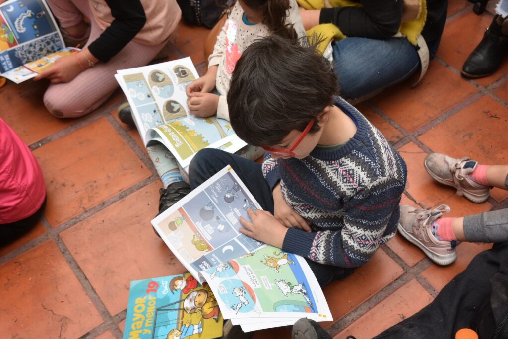 Espacio Infancias: literatura, juegos y talleres en la Feria del Libro 2025